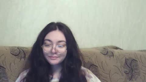 missis mona online show from April 22, 8:33 am