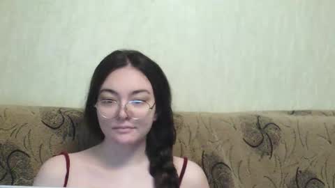 missis mona online show from April 21, 7:04 am