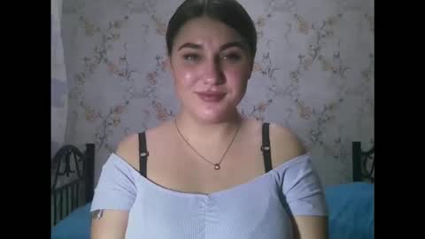 Lisa online show from March 13, 2:35 am