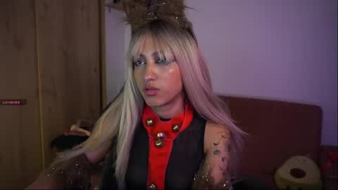 Snapshot of misskorrah chatting on January 2, 5:03 am janedoe online show from January 2, 5:03 am