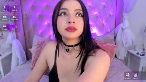 i am lyn online show from April 23, 4:53 am