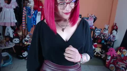 Miss Mia online show from April 25, 1:41 pm