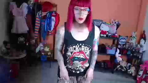 Miss Mia online show from March 18, 4:45 pm