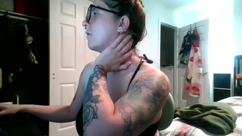 MissMona online show from April 23, 10:44 am