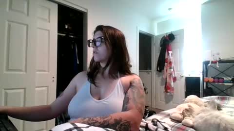 MissMona online show from April 22, 10:34 am