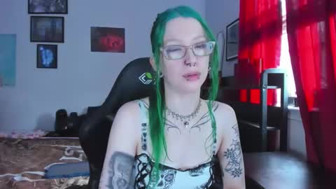 Mistress Nikki Vill online show from May 27, 6:27 pm