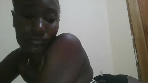 Snapshot of missprettygal chatting on March 4, 5:13 pm pretty gal online show from March 4, 5:13 pm