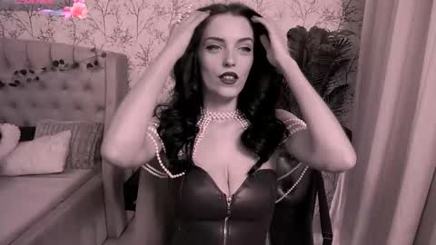 Emily online show from October 8, 10:14 pm