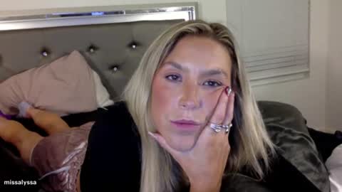 Alyssa online show from June 10, 4:33 am