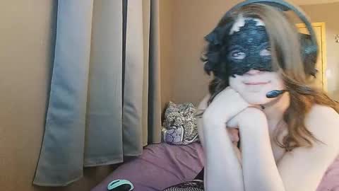 MissteriousBelle online show from December 18, 10:02 pm