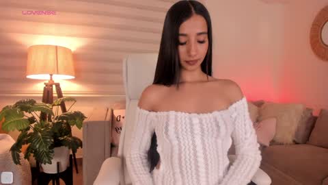 Snapshot of missvaleriaa chatting on February 2, 11:21 pm Valeria Davila online show from February 2, 11:21 pm