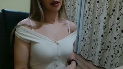 missxbabyx online show from March 22, 7:42 pm