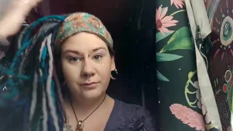 missxmoth444 online show from December 22, 1:20 am