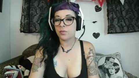 Missy Dee online show from July 21, 6:25 am