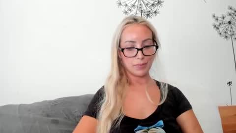Missy matrix online show from June 27, 12:22 pm