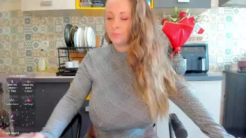 Brina online show from April 22, 6:54 am