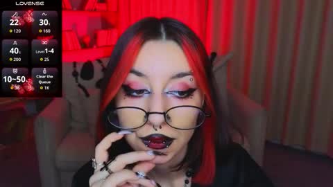 Marcelline online show from February 2, 10:25 am