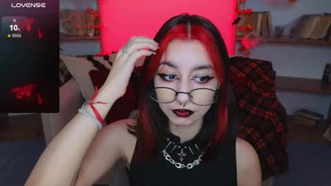 Marcelline online show from October 29, 9:46 am