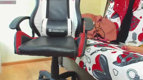 Snapshot of mistress_adel chatting on January 27, 7:24 pm mistress_adel online show from January 27, 7:24 pm