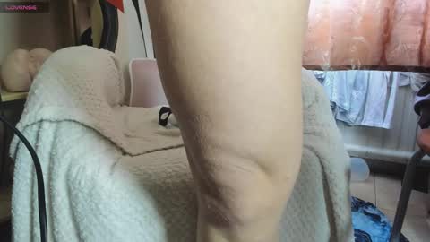 Snapshot of mistress_adel chatting on October 13, 10:18 am mistress_adel online show from October 13, 10:18 am