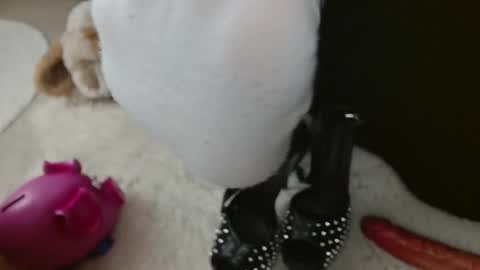 Snapshot of mistress_angelina777 chatting on September 28, 9:09 pm mistress_angelina777 online show from September 28, 9:09 pm