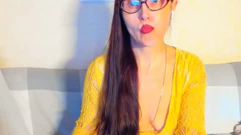 Victoria Eden online show from April 25, 8:06 pm