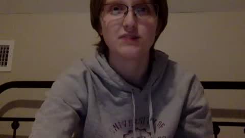 Lassie Cassie online show from May 14, 1:55 am