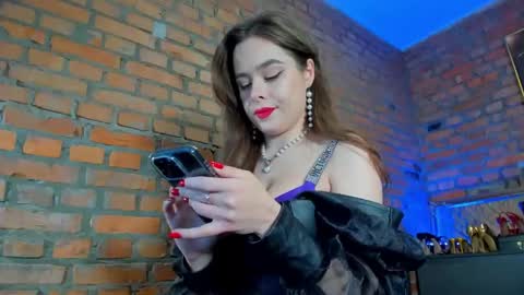 mistress_milana_ online show from January 8, 11:54 am