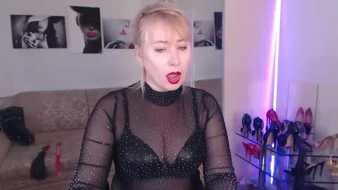mistress_milfa online show from February 28, 10:41 am