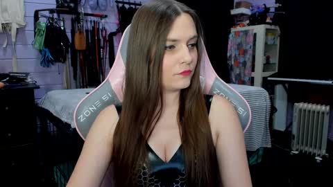 Dirty Priest and Ivi online show from February 14, 3:26 pm