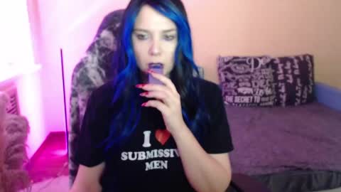 Miss Bailey online show from March 15, 2:08 pm