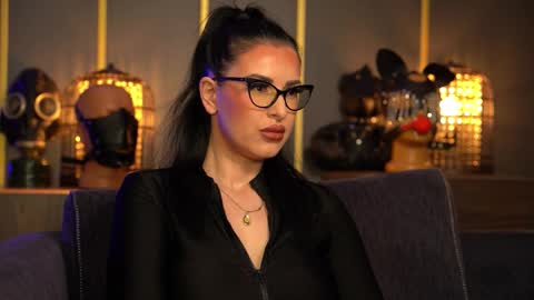 Mistress Kelly online show from March 8, 2:04 am