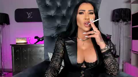 mistresskennya online show from July 26, 1:30 pm