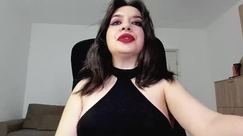 Snapshot of mistressmichelle5 chatting on March 5, 11:16 pm YourGoddessM online show from March 5, 11:16 pm
