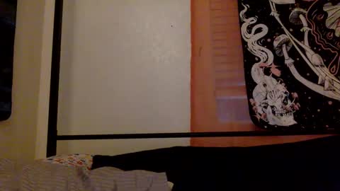 Snapshot of mistressmystii chatting on December 28, 5:12 am Mistress Mystii online show from December 28, 5:12 am