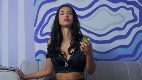 Snapshot of mistresssofianyx chatting on September 25, 8:02 am Your Supreme Goddess online show from September 25, 8:02 am