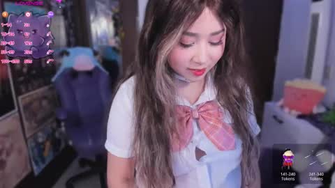 Emili online show from November 18, 12:39 pm