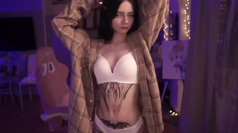 Yuka online show from April 25, 7:33 pm