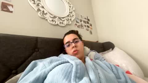 mixedbaby98 online show from January 13, 8:35 pm