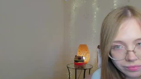 Miya online show from June 13, 3:04 am