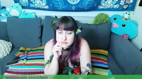 Elizabxth Fields online show from October 28, 4:51 am