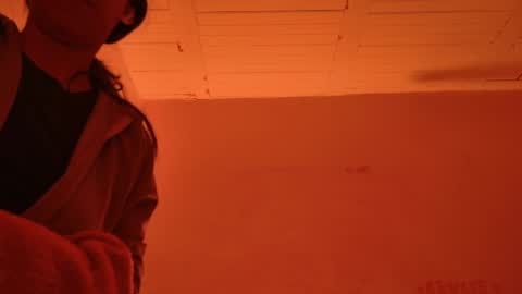 MoonLipson online show from April 8, 10:28 am