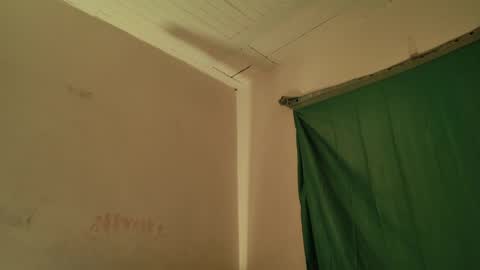 MoonLipson online show from April 23, 8:44 am