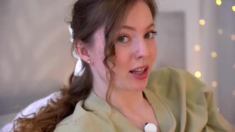 moan_elisa online show from March 5, 3:35 am