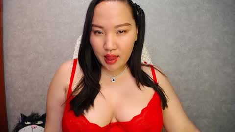 moanakoa online show from January 16, 5:23 pm