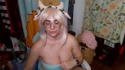 The Mochi Rainbow Variety Show online show from March 2, 5:12 am