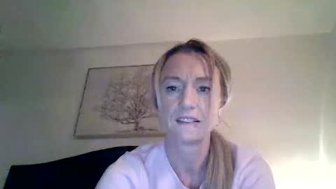 mockingbirds91 online show from May 22, 3:48 am