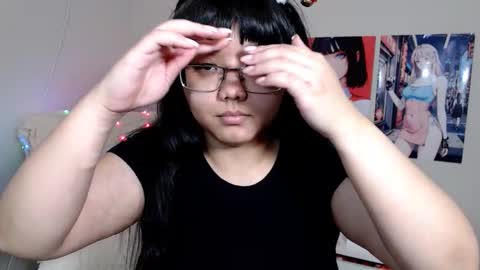 Molly online show from December 28, 3:37 am