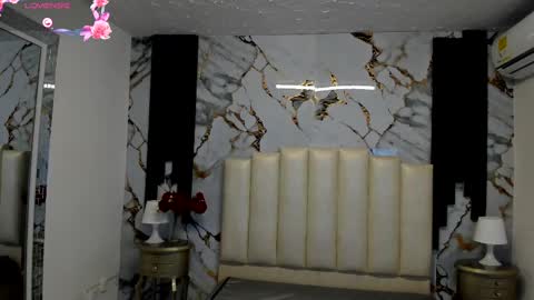 Hey Guys  Im Mollie online show from October 2, 12:10 pm