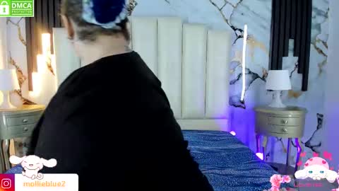 Hey Guys  Im Mollie online show from November 14, 1:00 pm